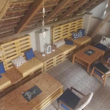 Penzion U Lipy Jestrebi  Екстериор снимка